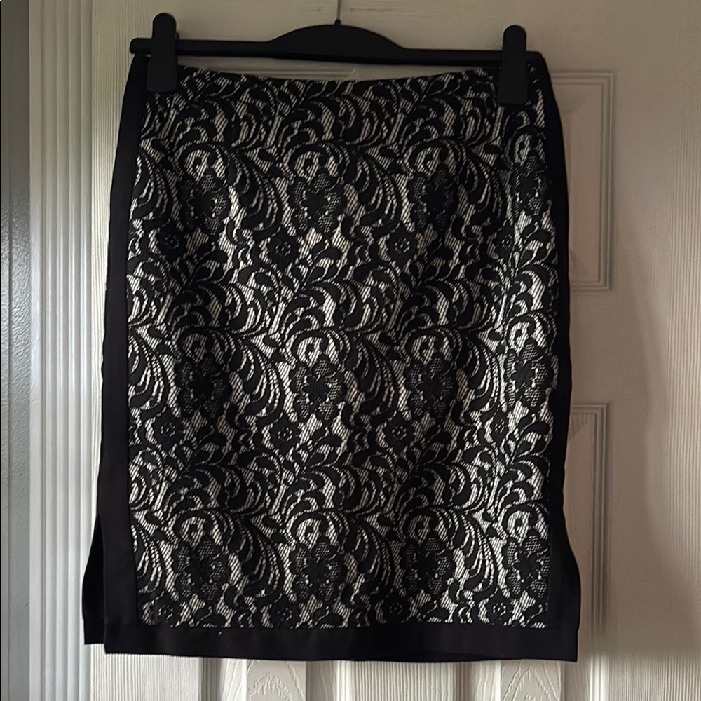 Worthington Black and White Embellished Pencil Skirt